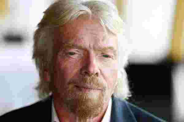 理查德·布兰森 (Richard Branson) 在博客中讲述了他的濒死自行车事故